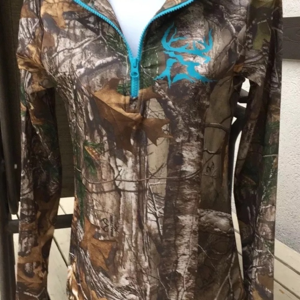 Bushmaster camouflage 1/4 zip top size small - Picture 4 of 8